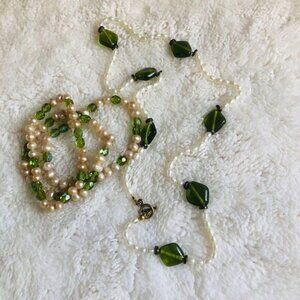 Green Glass & Pearl Jewelry lot (4 pcs)‎